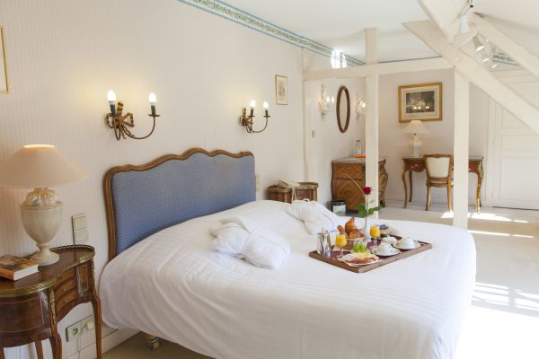 Hostellerie de la Poste Chateaux & Hotels Collection (Avallon)